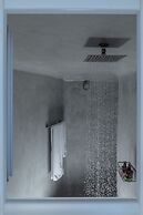 Blue Dolphins Apartments & Suites