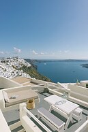 Blue Dolphins Apartments & Suites