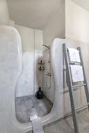 Blue Dolphins Apartments & Suites