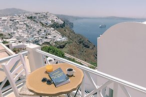 Blue Dolphins Apartments & Suites