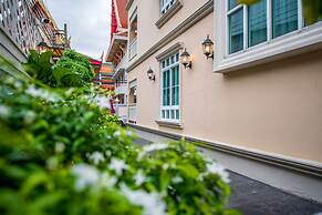 The Orchid House 153