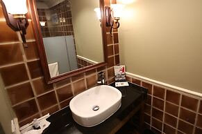 The Orchid House 153