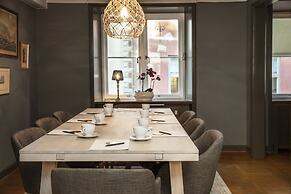 Collectors Victory Apartments