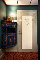 Collectors Victory Apartments