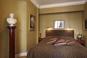 Collectors Victory Apartments