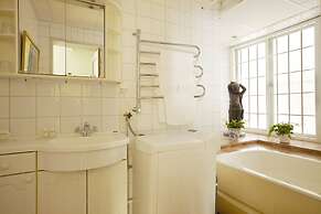 Collectors Victory Apartments