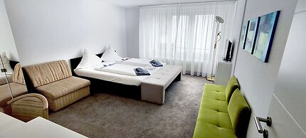 Hotel Hellers Twenty Four 2