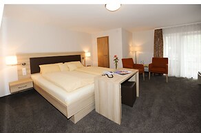 Hotel Hellers Twenty Four 2