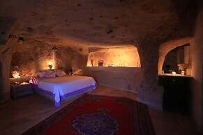 Jerveni Cave Hotel