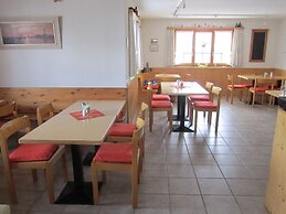 Pension Egg