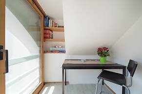 Gioia 13 Apartments & Rooms