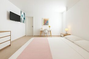 Gioia 13 Apartments & Rooms