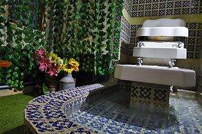 Azcami Boutique Hotel