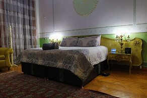 Azcami Boutique Hotel