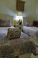 Azcami Boutique Hotel