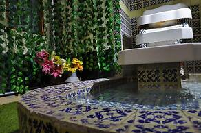 Azcami Boutique Hotel