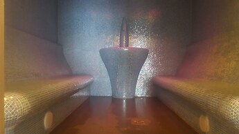 Grand Eliana Hotel Conference & Spa