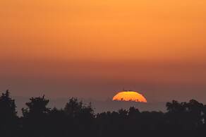 Grand Eliana Hotel Conference & Spa