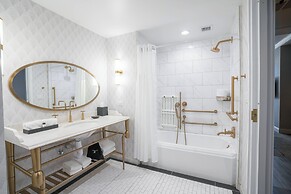 Hotel LeVeque, Autograph Collection