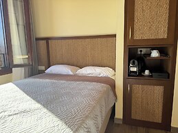Helena Hotel