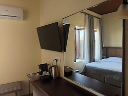 Helena Hotel