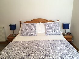 Rossmount Guest House