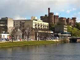 Rossmount Guest House