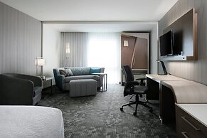 Courtyard by Marriott Omaha Bellevue Beardmore Event Center