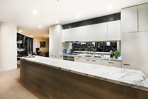 Platinum Apartments at Freshwater