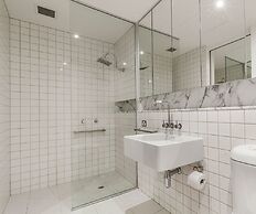 Platinum Apartments at Freshwater