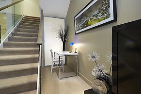 Platinum Apartments at Freshwater