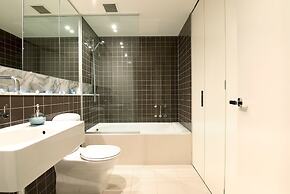 Platinum Apartments at Freshwater