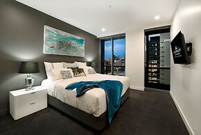 Platinum Apartments at Freshwater