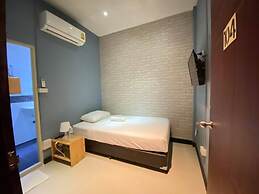 The Little Pig Sukhumvit