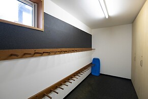 Holiday Niseko Shinsetsu Apartments