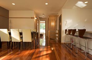 Holiday Niseko Shinsetsu Apartments