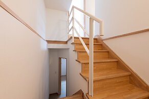 Holiday Niseko Shinsetsu Apartments