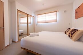 Holiday Niseko Shinsetsu Apartments