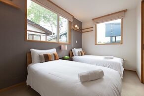 Holiday Niseko Shinsetsu Apartments