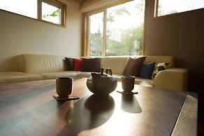 Holiday Niseko Shinsetsu Apartments