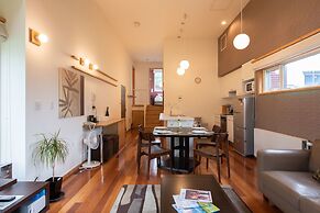 Holiday Niseko Shinsetsu Apartments