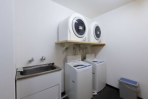 Holiday Niseko Shinsetsu Apartments