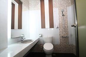 The L Hotel Entertainment