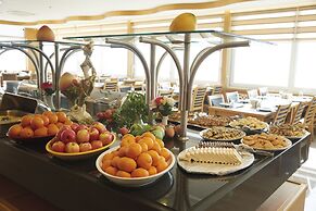 Ilkbal Deluxe Hotel & Spa