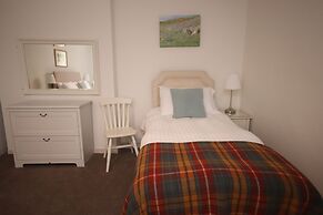 Inglestone House