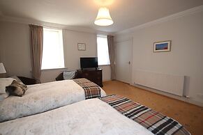 Inglestone House