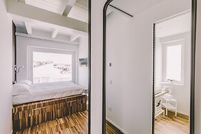Suite 10