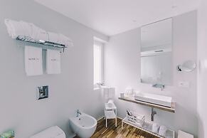 Suite 10
