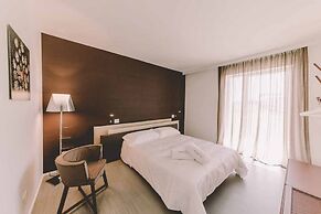 Suite 10