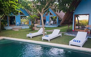 Blue Monkey Villas Resort & Ocean View